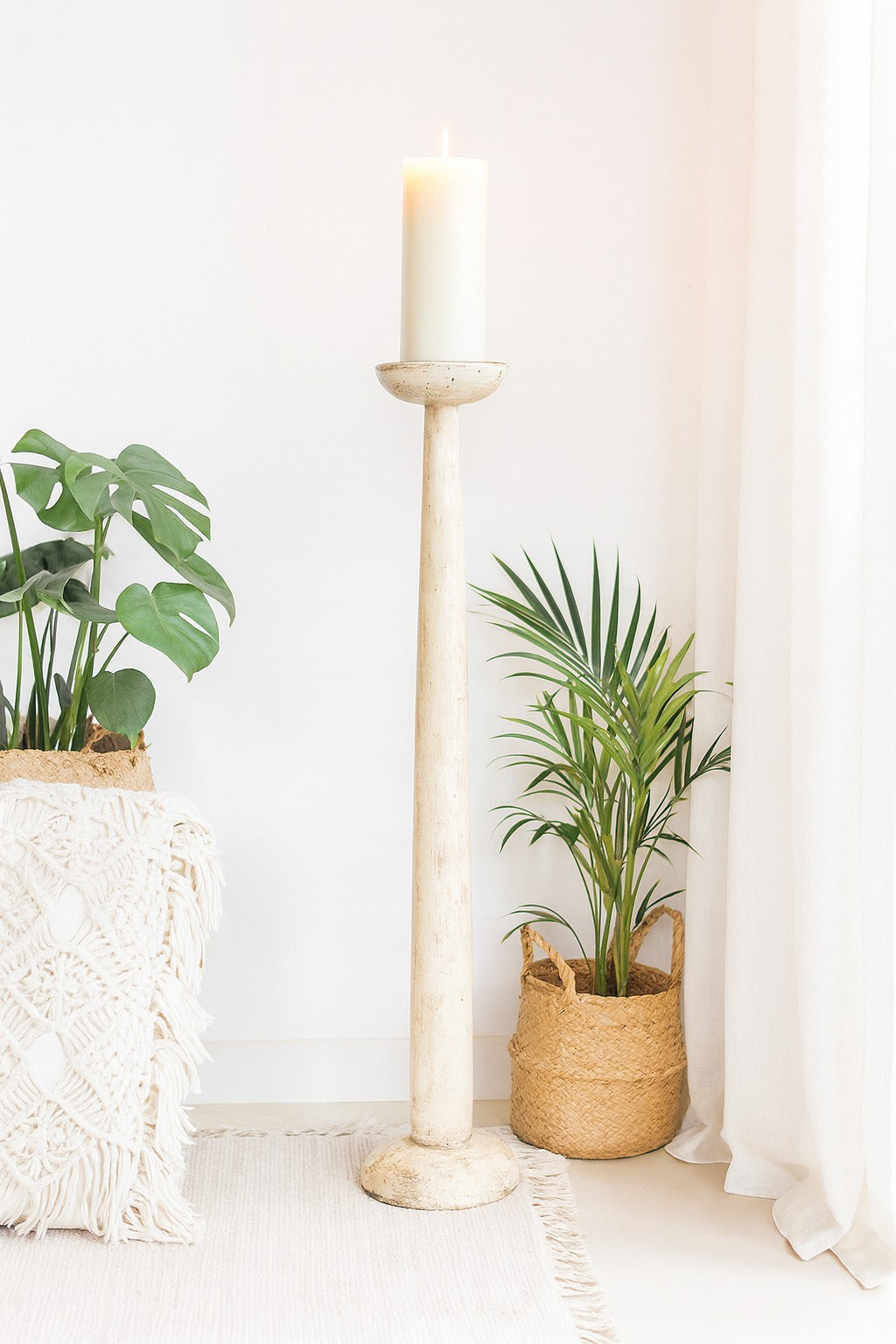 classic pillar Distressed white Solid Wood  Candle Holder – Antique Table Leg 73